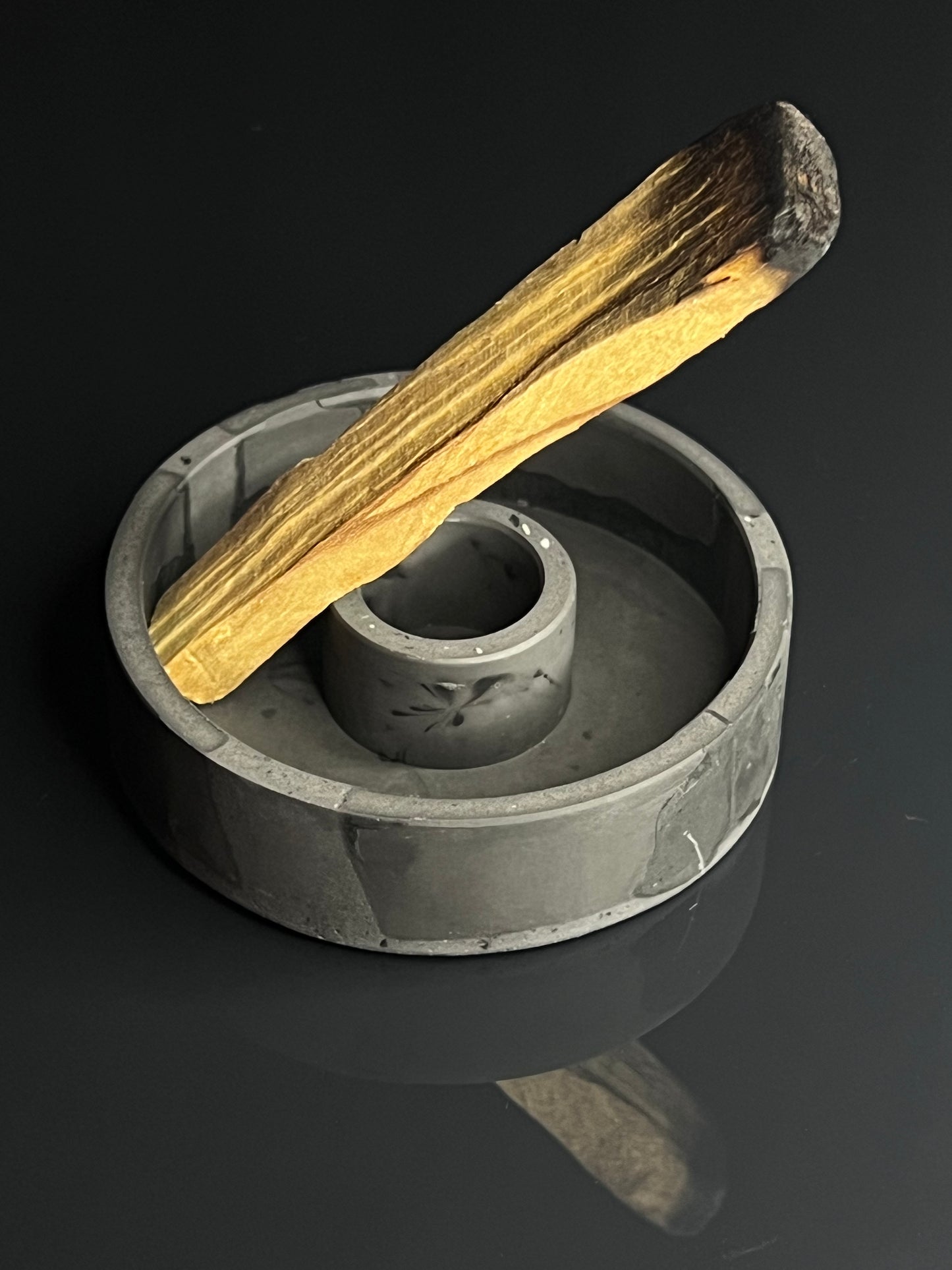 Smilkininė I Dark gray marble