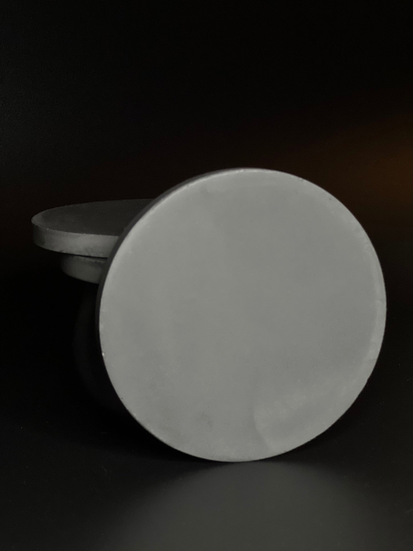 Apvalus padėklas I Dark grey