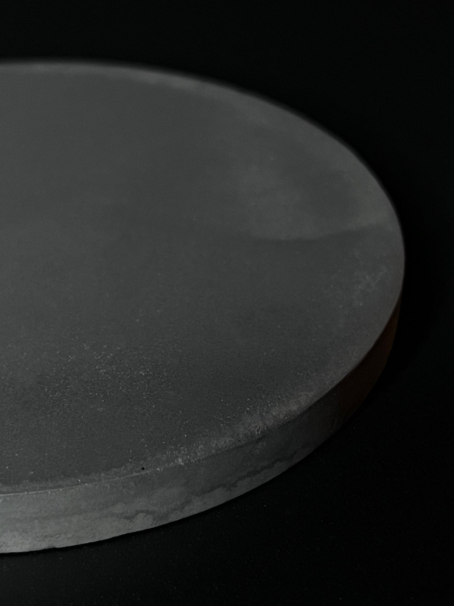 Apvalus padėklas I Dark grey