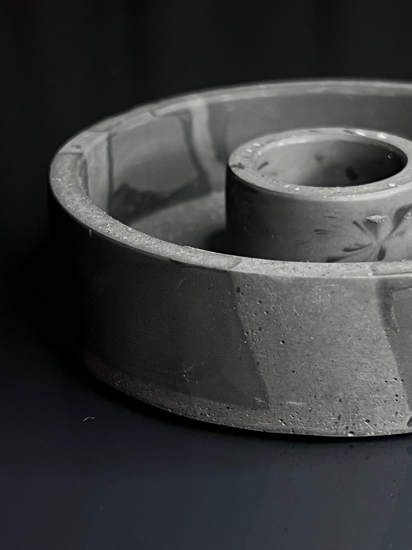 Smilkininė I Dark gray marble
