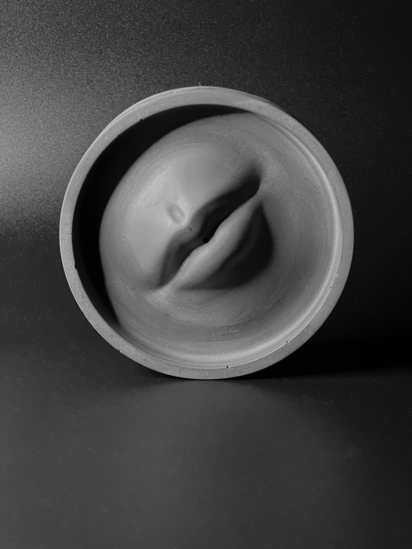 Smilkininė I Grey lips
