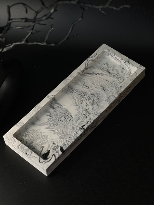 Stačiakampis pailgas padėkliukas I Black & white marble